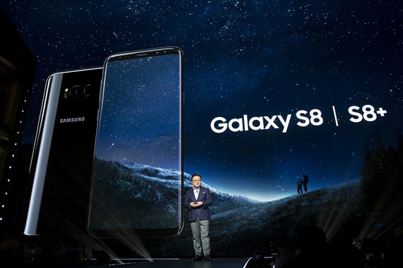 У нового флагмана Samsung нет кнопки «домой»