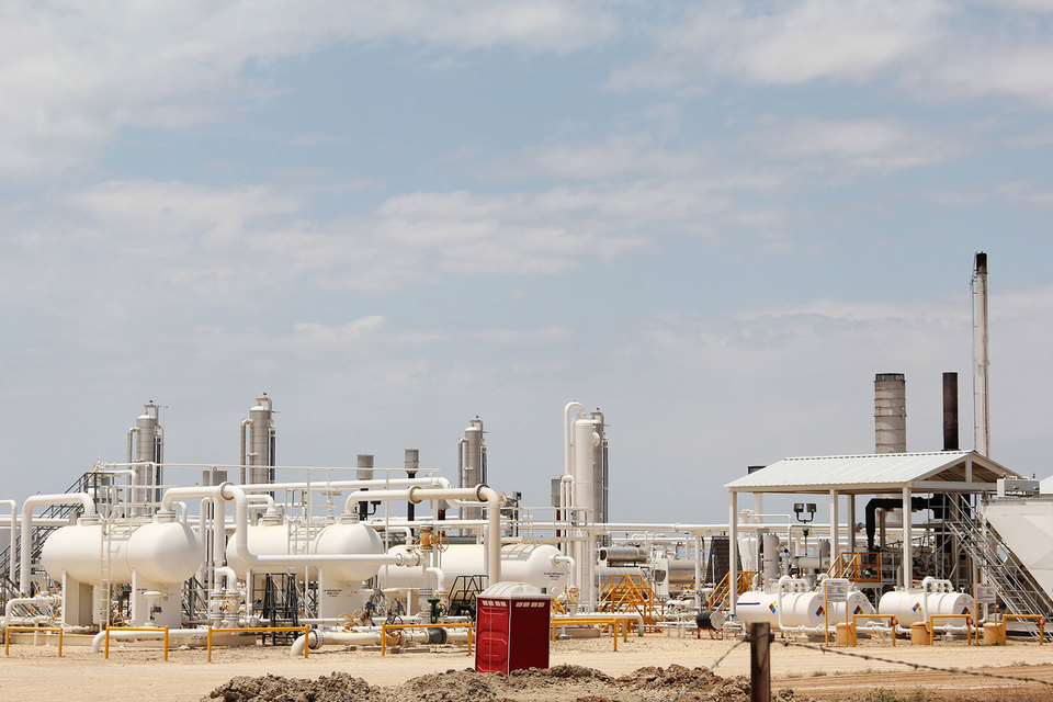 Китай вчетверо по сравнению с январем увеличил закупки нефти у США