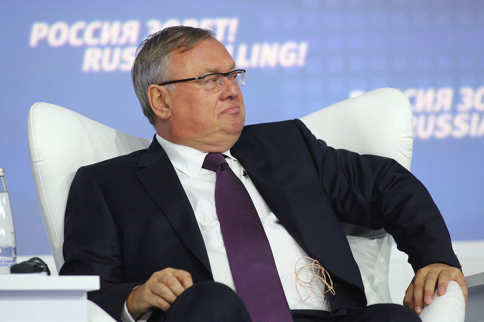 Костин пообещал, что в 2019 г. прибыль ВТБ в 4 раза превысит прибыль прошлого года