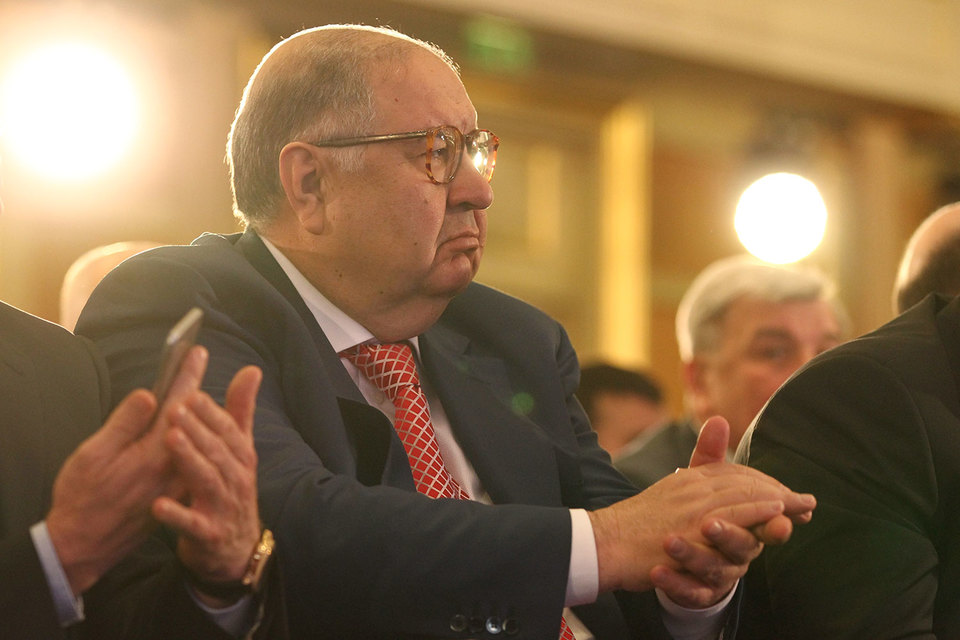 Среди владельцев доставшейся Усманову земли в Успенском когда-то были люди, связанные с «Газпромом»