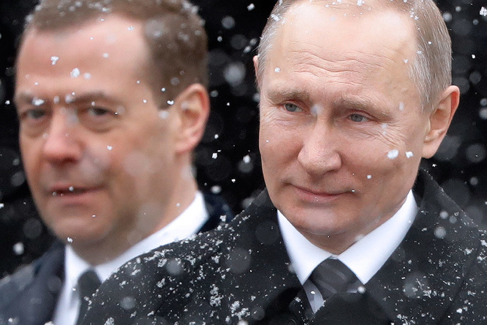 Путин заработал больше Медведева в 2016 г.