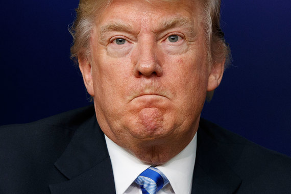 Одним из основных предвыборных обещаний Трампа была защита американского рынка труда и американских товаров