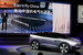 Crozz - третий концепт-кар Volkswagen серии I.D., на которой компания опробует технологии и дизайн моделей с нулевыми выбросами. VW планирует начать крупносерийное производство нескольких электромобилей нового поколения к 2020 г.