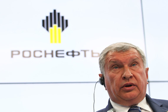 У главного исполнительного директора «Роснефти» Игоря Сечина другое мнение: по итогам 2016 г. компания направит на дивиденды 35% прибыли по МСФО, заявлял он