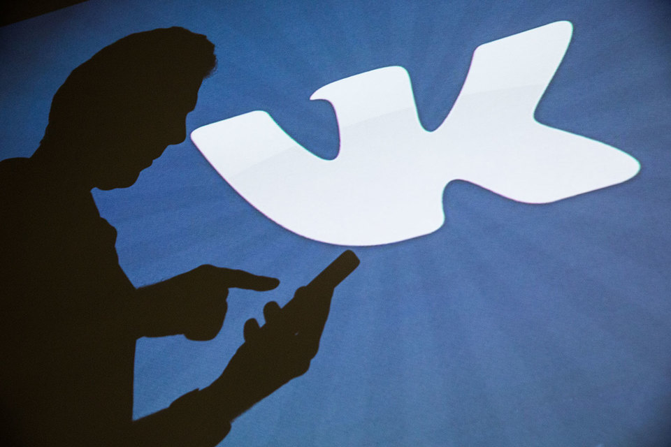 Подписка будет работать как в десктопных версиях социальных сетей так и в мобильных приложениях