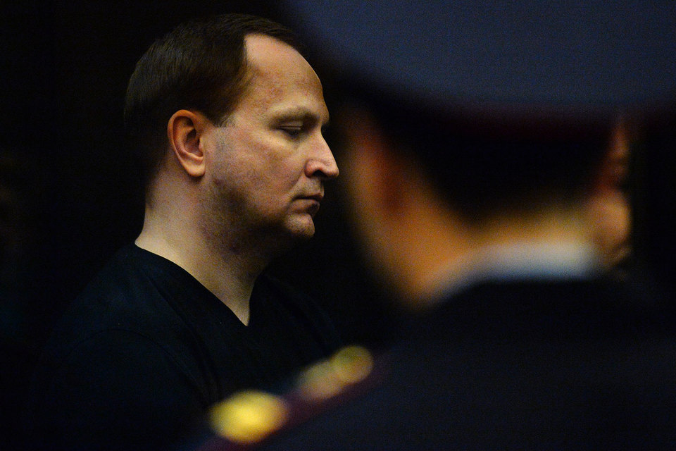 Денис Сугробов уже провел за решеткой три года, еще 19 ему предстоит провести по приговору