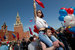 В Москве прошло шествие профсоюзов. По подсчетам полиции, в акции приняли участие около 130 000 человек