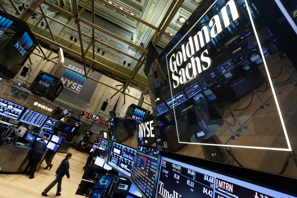 Goldman, традиционно обслуживавший финансовую элиту, переориентируется