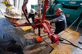 Сланцевая нефтедобыча в США стала рентабельной при $50 за баррель