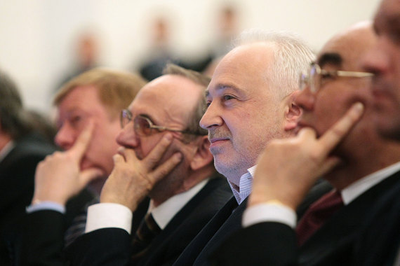 Меламед был под домашним арестом с 3 июля 2015 г., свою вину он не признает