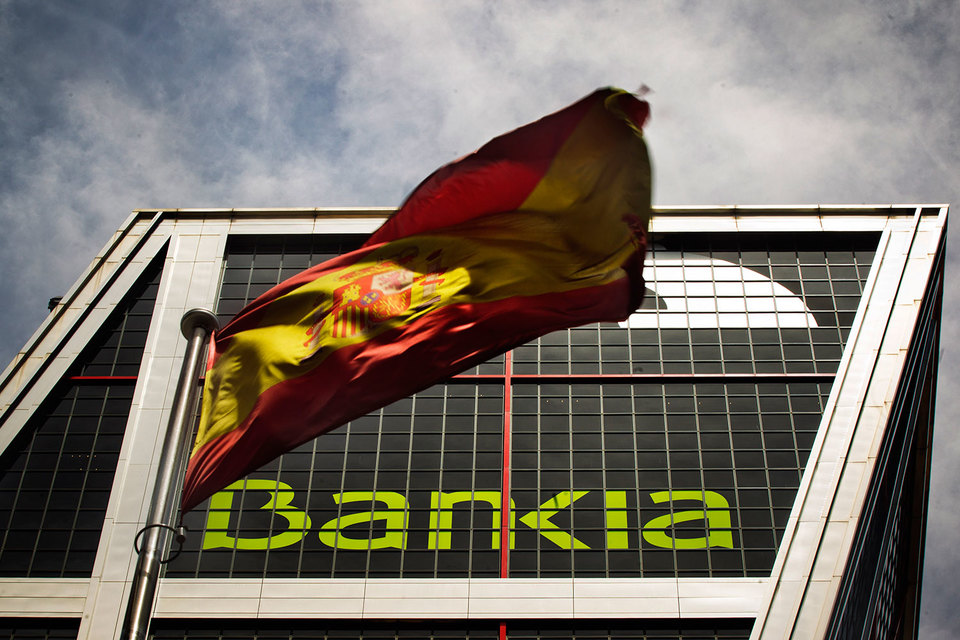 В 2011 г. по активам Bankia занимал 4-е место в стране, у него было 4000 отделений и 25 000 сотрудников