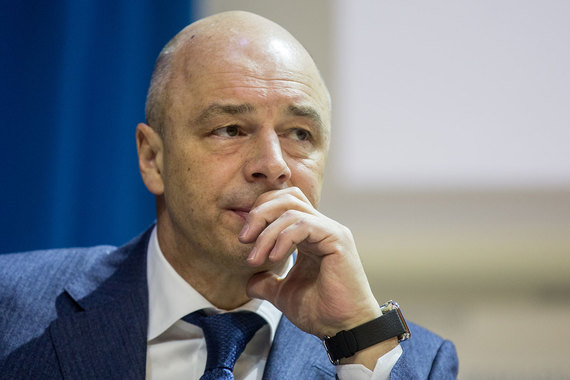 Минфин внес в правительство жесткий вариант бюджетного правила с ценой отсечения $40/барр., рассказал министр Антон Силуанов