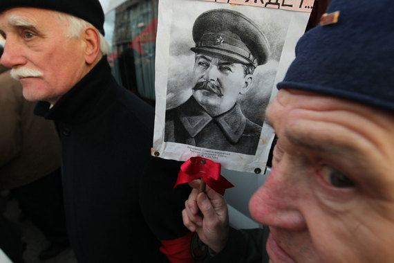 Выросло поколение, которое находится исторически далеко от этих событий и не получало достаточно знаний об этом предмете, говорит историк, член «Мемориала» Никита Петров