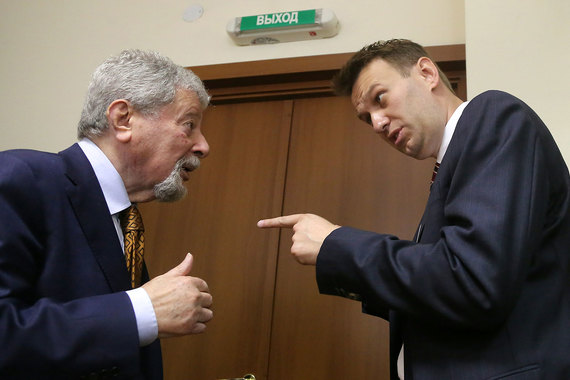 По словам Генриха Падвы, Навальный не доказал, что Медведев или кто-то из его родственников пользуется имуществом фонда