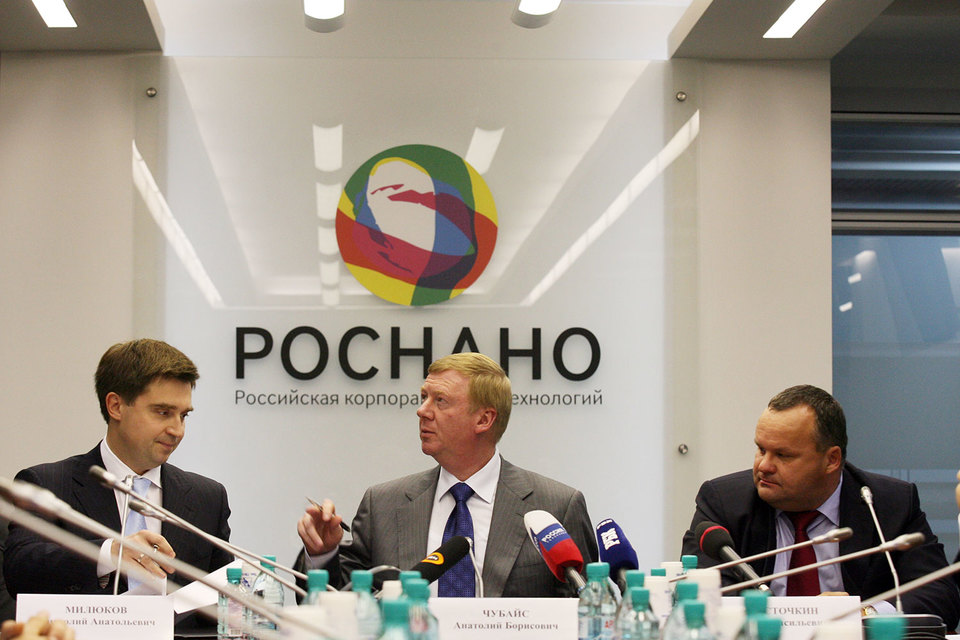 Руководитель «Роснано» Анатолий Чубайс подписал соглашение по проекту с НПО «Сатурн» в 2008 г.