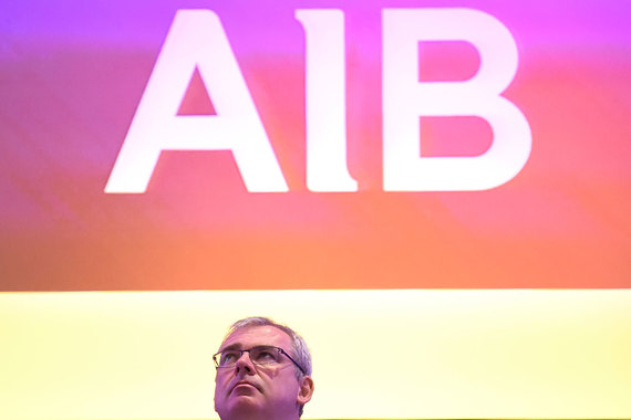 Ирландия проведет IPO национализированного в кризис Allied Irish Bank (AIB)