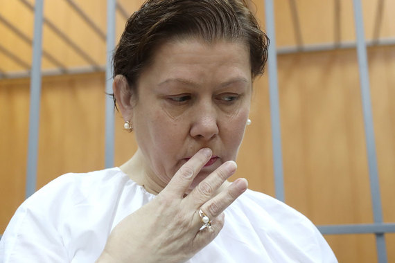 Мещанский суд Москвы приговорил к четырем годам условно бывшего директора Библиотеки украинской литературы Наталью Шарину