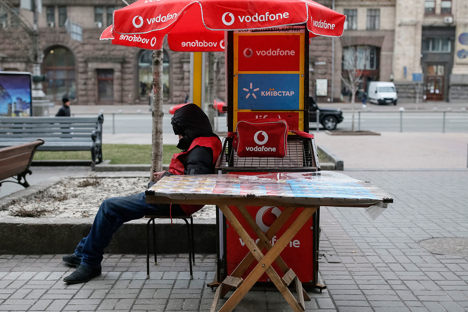 С 2015 г. МТС работает на Украине под брендом Vodafone