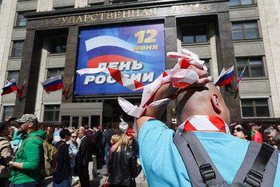 9 июня, в Госдуме прошло второе чтение законопроекта о сносе пятиэтажек в Москве. Участники акции хотели лично обратиться к депутатам
