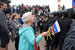 Пришедших на митинг, в том числе и пожилых людей, сажали в МАЗы. Всего отъехало как минимум восемь автобусов