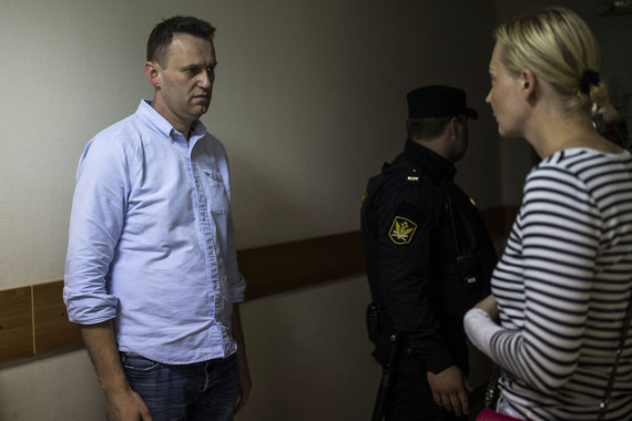 Алексей Навальный был задержан в подъезде своего дома за полчаса до несанкционированной акции протеста на Тверской улице