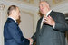 Президент России Владимир Путин и бывший канцлер ФРГ Гельмут Коль в резиденции Ново-Огарево, 2005 г.