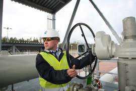 „Nord Stream - 2“ nespadá do nových amerických sankcí - zákaz financují linek, řekl: „Gazprom“. Projekt již obdržela více než 1 miliardu eur z Evropy