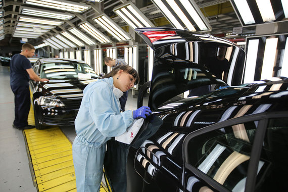 Сейчас конвейер в Нижнем Новгороде, выпускающий автомобили группы Volkswagen, недозагружен