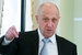 Ресторатор Евгений Пригожин весной 2016 г. подал 20 исков в суд, требуя удаления ссылок из поисковой выдачи «Яндекса», Google и Mail.ru. Тогда речь шла о ссылках на расследование «Фонтанки» о контрактах якобы связанных с ним компаний на обслуживание военных городков, также называлась статья украинского «Апострофа» «В России рассказали о воровстве повара Путина». Эффект Стрейзанд можно было наблюдать спустя короткое время после подачи иска: в «Яндекс.Новостях» находилось больше сотни сообщений СМИ о разбирательствах ресторатора и поисковиков с пересказом старых расследований