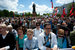 Также митингующие требуют увеличить внутренние затраты на исследования и разработки до 1,77 % ВВП, как было предусмотрено одним из майских указов президента