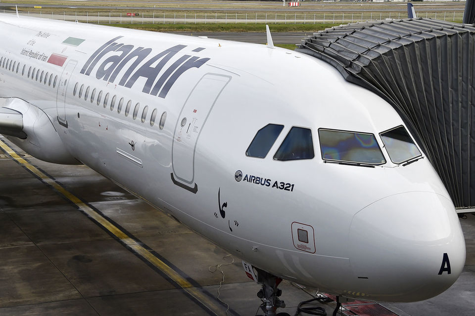 Iran Air совершает рейсы в Петербург из Тегерана, теперь будут рейсы и из других городов