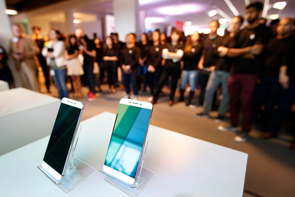 Китайская LeEco начинает продажи смартфонов в России через федеральные розничные сети