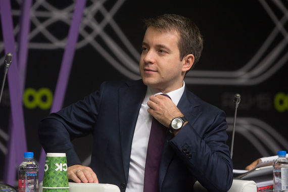 Николай Никифоров надеется, что уже к концу этого года российские офисные пакеты установит половина чиновников