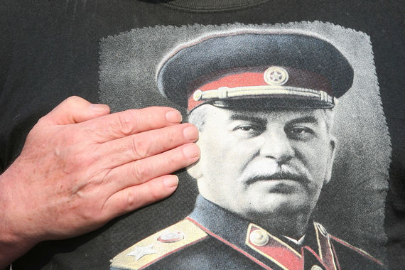 Доминирующей моральной оценки сталинских репрессий до сих пор не сложилось
