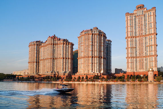 Кто строит жилые небоскребы в Москве