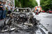 Протестующие поджигали автомобили и били витрины. В ходе столкновений травмы получили не менее 111 полицейских, передает «Интерфакс». Некоторые улицы остаются перекрытыми утром 7 июля