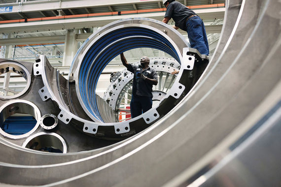 Немецкий концерн Siemens утверждает, что не знал о поставке газовых турбин в Крым