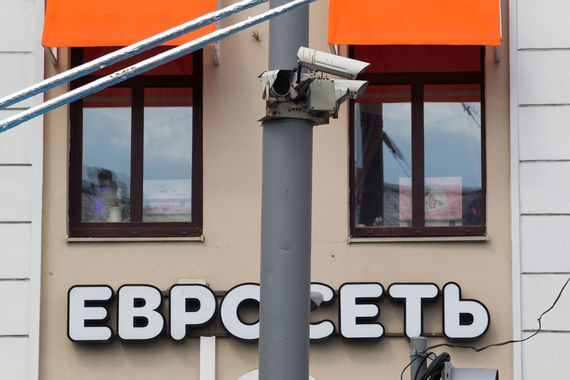 Крупнейшая мультибрендовая сеть будет разделена между «Мегафоном» и «Вымпелкомом»