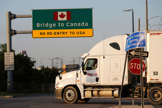 Ранее президент Дональд Трамп грозил, что Америка может выйти из NAFTA из-за невыгодности соглашения для США