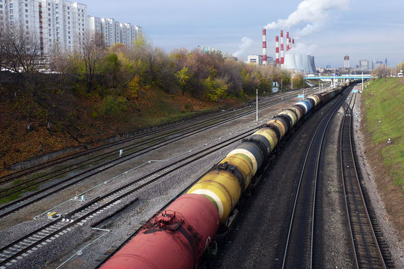 РЖД притягивает нефть