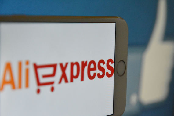 AliExpress лидирует в России на рынке электронной торговли среди покупателей с невысоким доходом, говорит партнер Data Insight Борис Овчинников