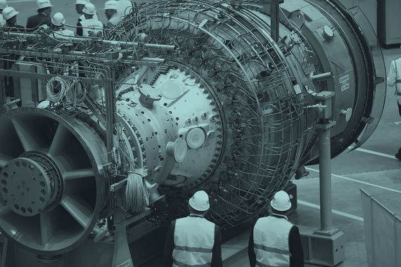 Россия играла для Siemens такую важную роль, что петербургское бюро компании возглавил брат Вернера Сименса Карл