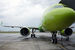 Авиакомпания S7 Airlines сообщила, что первой в России получила новейший узкофюзеляжный лайнер Airbus A320neo, передает «Интерфакс». Компания получила лайнер в Тулузе уже в обновленной ливрее