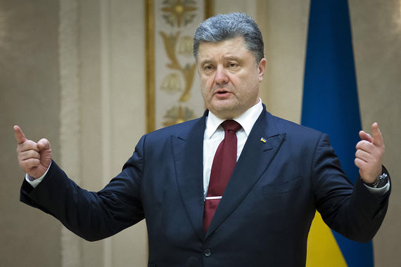 Порошенко приветствовал санкции против России за турбины Siemens