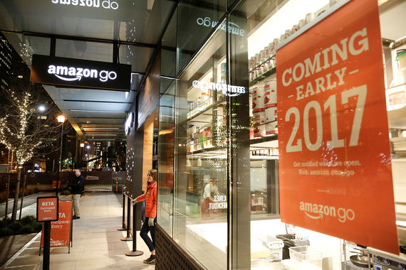 Громкий проект магазина без продавцов Amazon Go пока так и не заработал на полную мощность