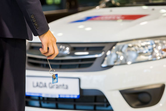 «АвтоВАЗ» увеличил скидки по программе обновления парка. Они выросли на две модели, включая самую продаваемую в России – Lada Granta