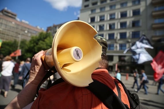 Протесты нередко вызывают у властей серьезный стресс, а их размах и значимость завышаются или занижаются, делают вывод авторы доклада