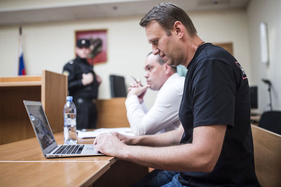 Алексей Навальный оштрафован на 300 000 руб. за «агитсубботник»
