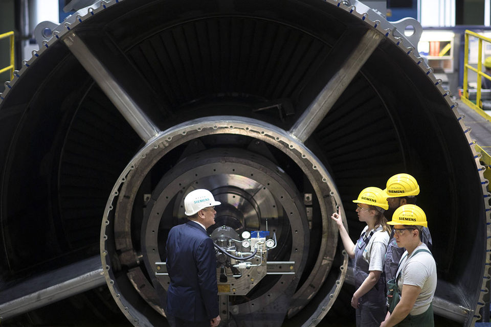 О том, что купленные «Технопромэкспортом» у Siemens четыре газовые турбины были поставлены в Крым, стало известно в июле