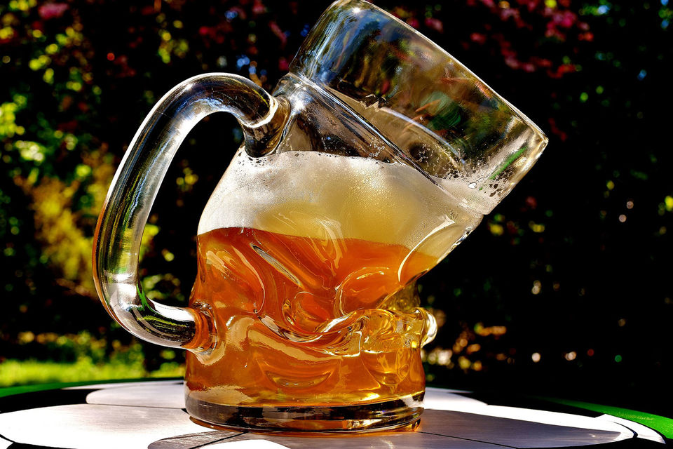 Датская Carlsberg снизила продажи пива из-за ужесточения законодательства в России